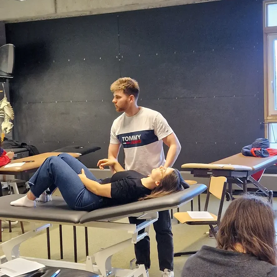 Plus loin dans les échanges pédagogiques entre HELB et CEERRF