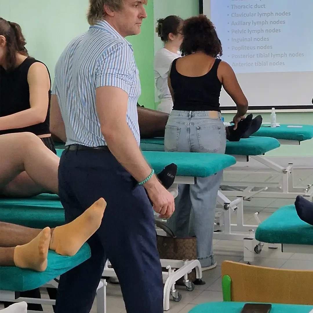 Semaine International 2025, une immersion dans les pratiques américaines avec le Dr Ray Butts et Mme Virginia Flores