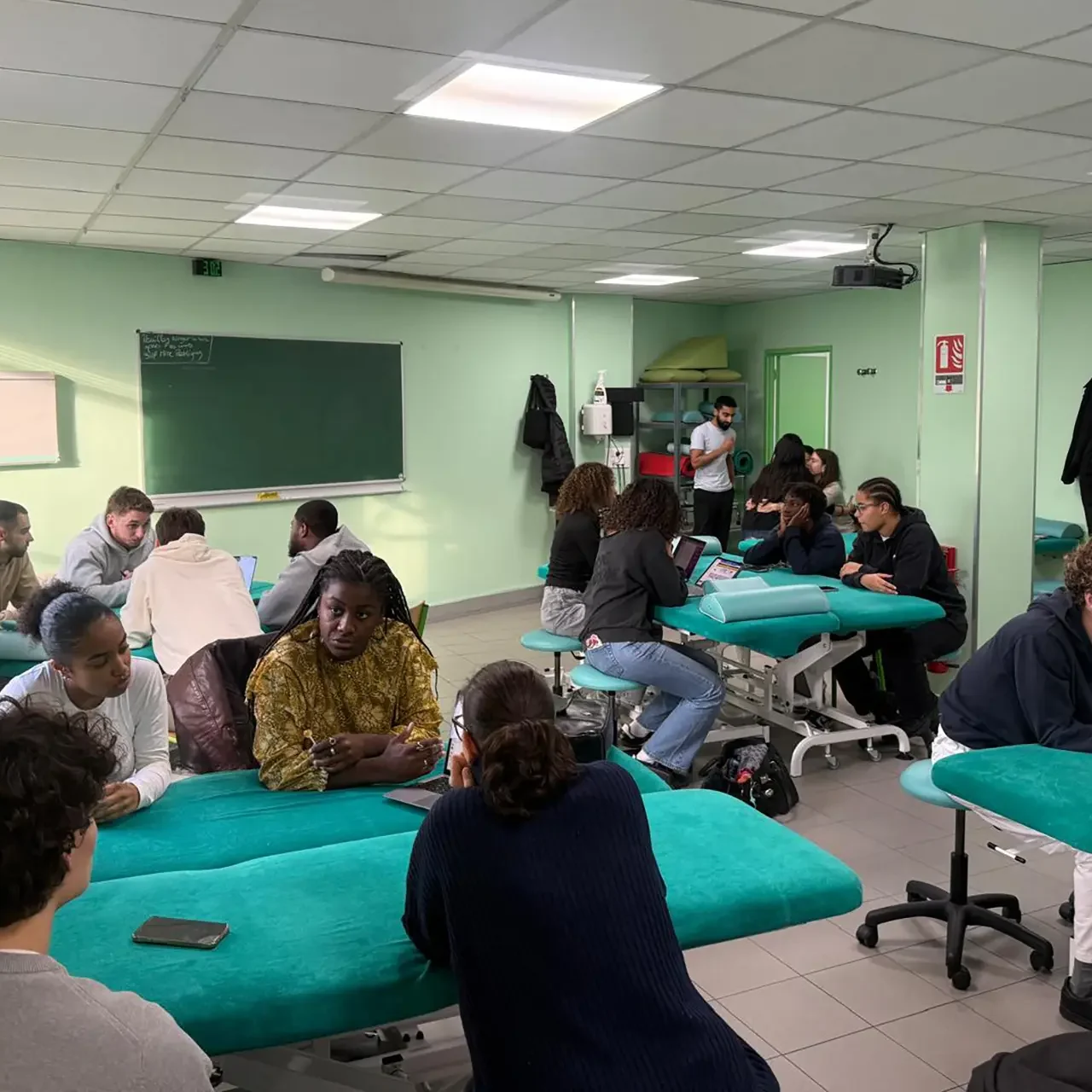 Pédagogie innovante au CEERRF, le Mölkky au service de la formation kiné