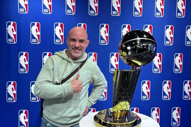 En immersion chez les New York Knicks avec Julien CRAMET